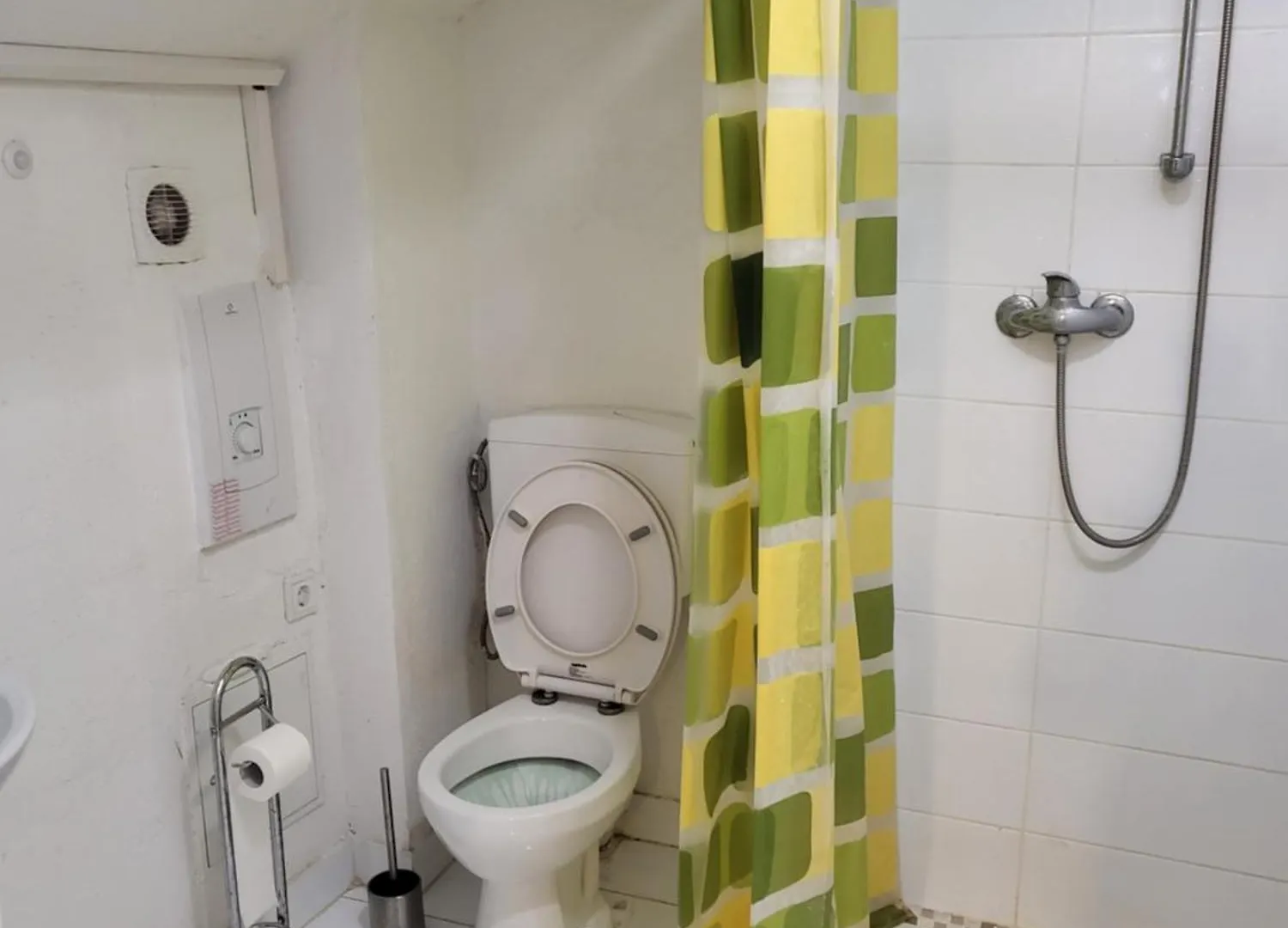 Enrike Room 1 Λουξεμβούργο Δωμάτια σε οικογενειακή κατοικία